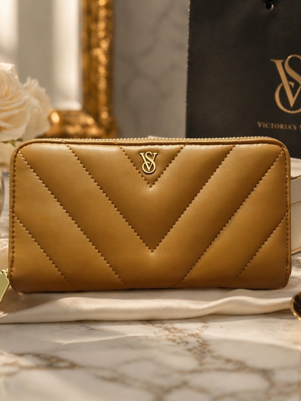 Brown Victoria's Secret Large Quilted Wallet - Picture 2 of 5